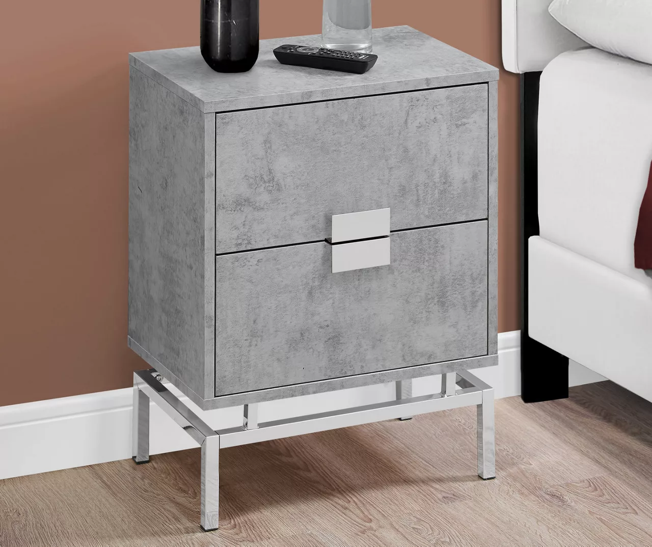 Monarch Glam Accent Table 5 Monarch Glam Accent Table - Image 5