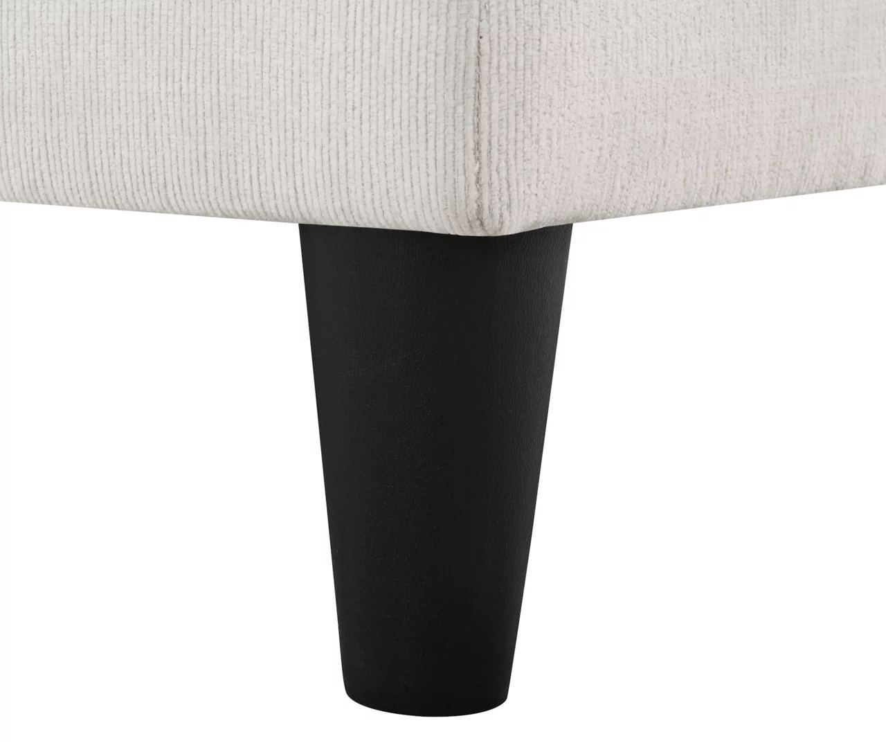 Broyhill Fresno Cream Sectional 4 Broyhill Fresno Cream Sectional - Image 4